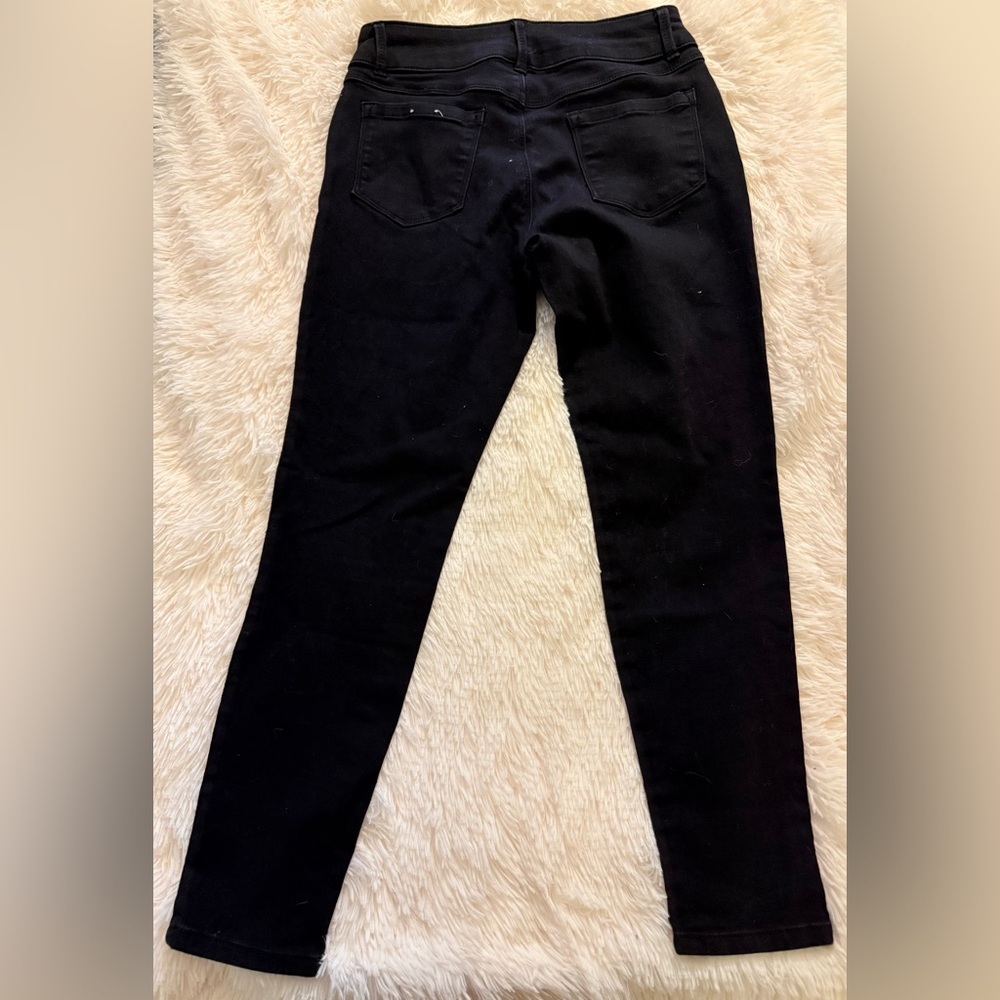 D. Jeans Women's Black Denim Jeans - Picture 4 of 6